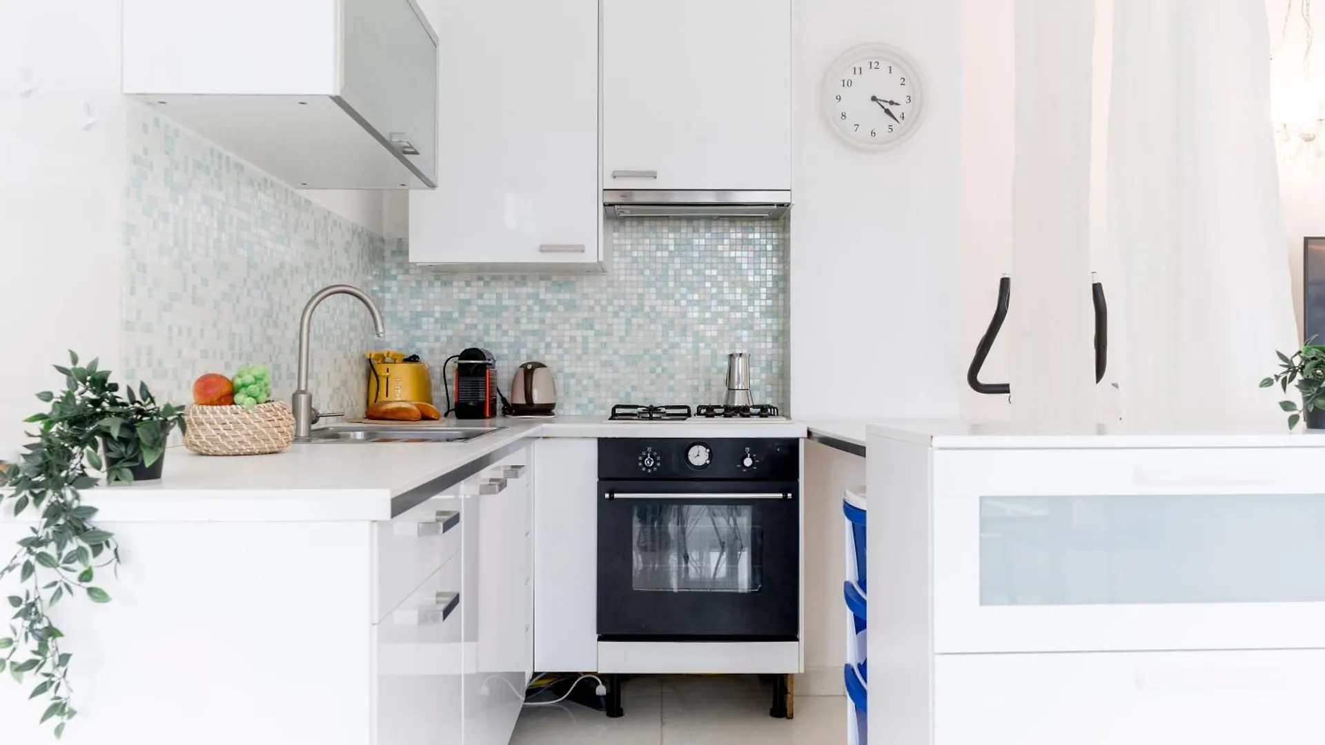 Luxury Apartment - Pompeo Mariani 6 Big Milan 0*,  Italy