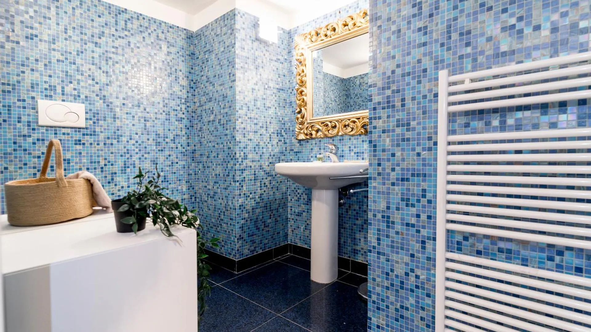 Luxury Apartment - Pompeo Mariani 6 Big Milan Italy